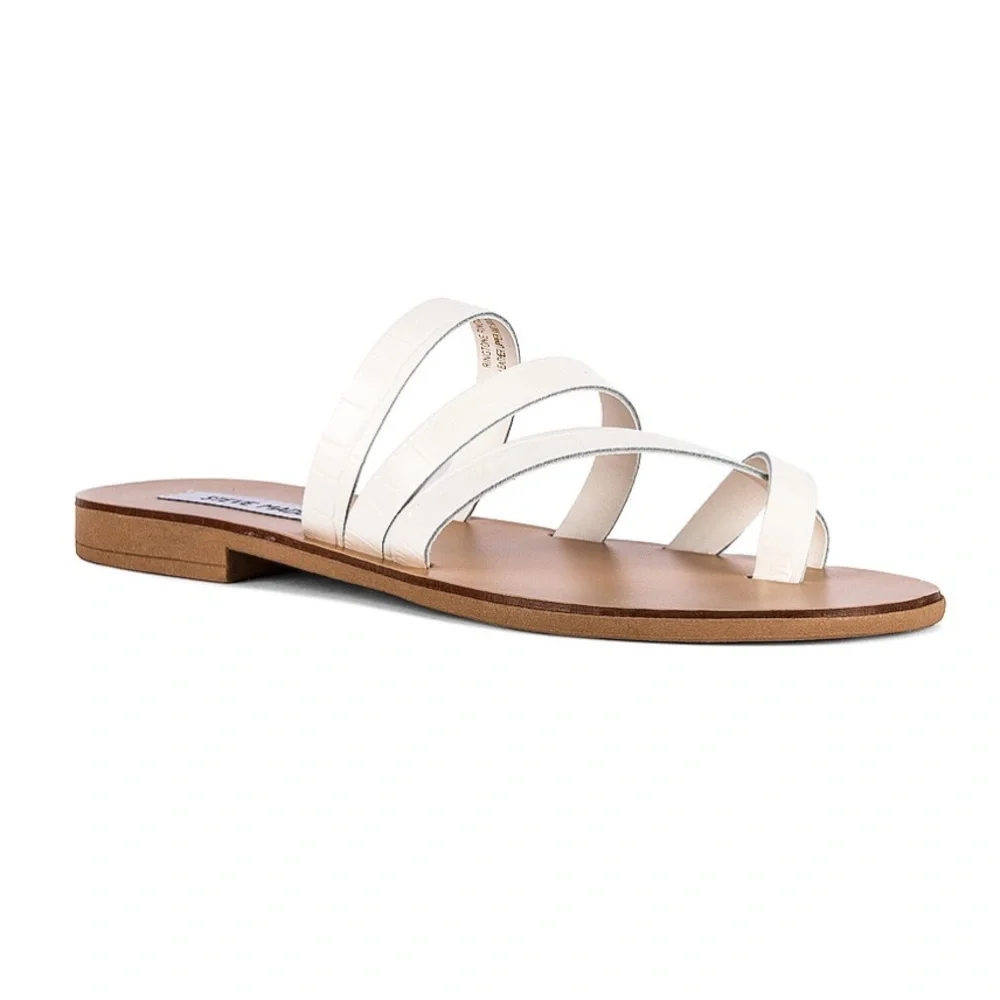 ✨ CLEAR OUT SALE ✨ Steve Madden Ringtone Sandal - Picture 3 of 9